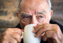 Drinken van koffie kan Alzheimer voorkomen